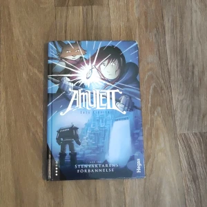 Amuleten boken 2an - (Står inte för frakt)
