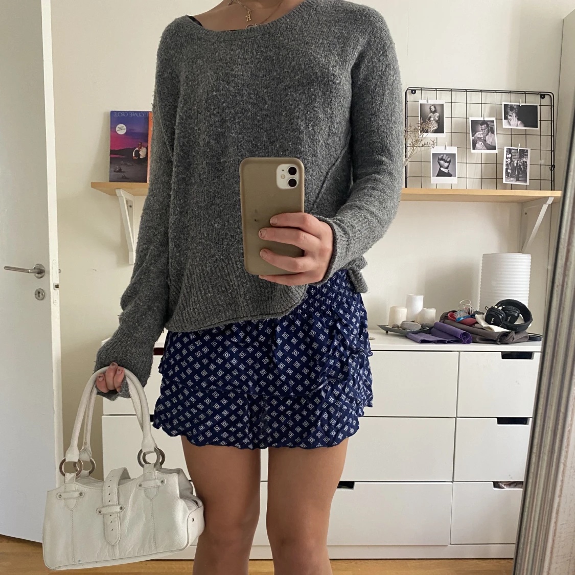 Kjol, väska, stickad tröja  - 90