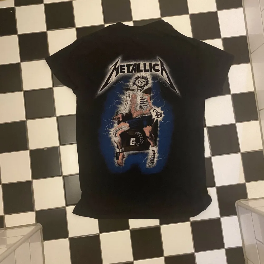 Snygg Metallica tshirt, Stl M💓. T-shirts.