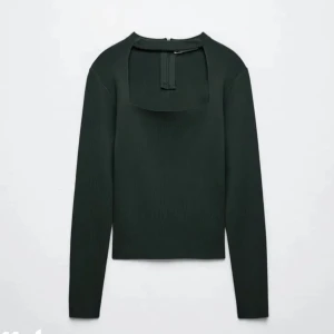 grön skit snygg tröja från zara, funkat till både vardag och fest💖💖 - grön tröja fårn zara, använd men ändå bra skick💕💕