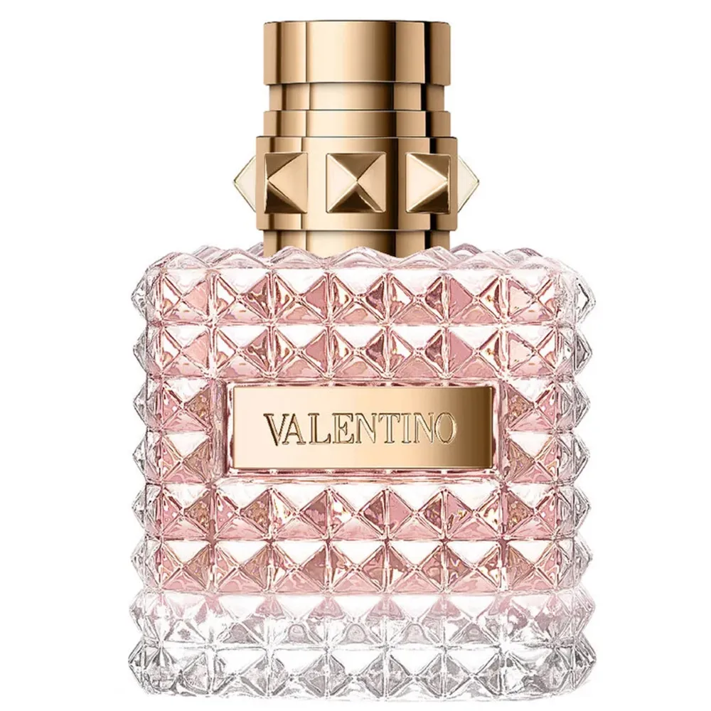 säljer denna donna parfym från valentino, 30 ml💗 oöppnad och har fortfarande plasten kvar runt förpackningen💞 ny pris 900 kr. Övrigt.
