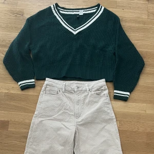 Vest  - Is washed a few time thag is why it may have little frizz on some places but has been rarely used. Price can be discussed and if interested I am also selling the pants. Write for more info