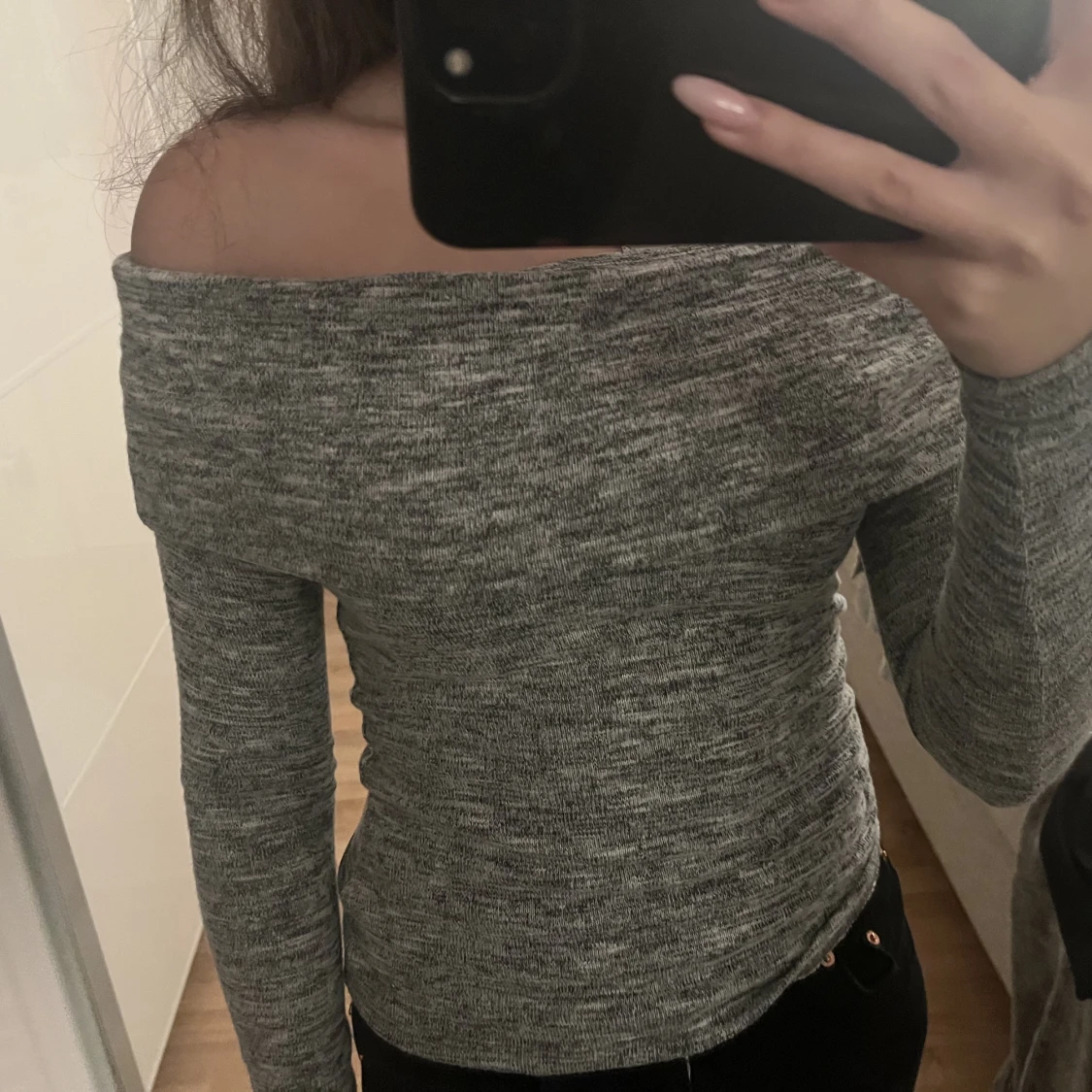 Off shoulder tröja  - 90