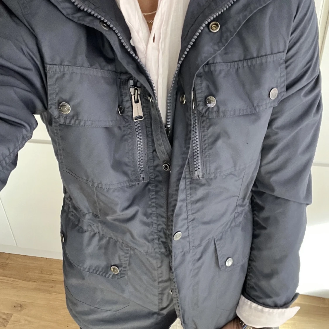 J Lindeberg jacka  - 91