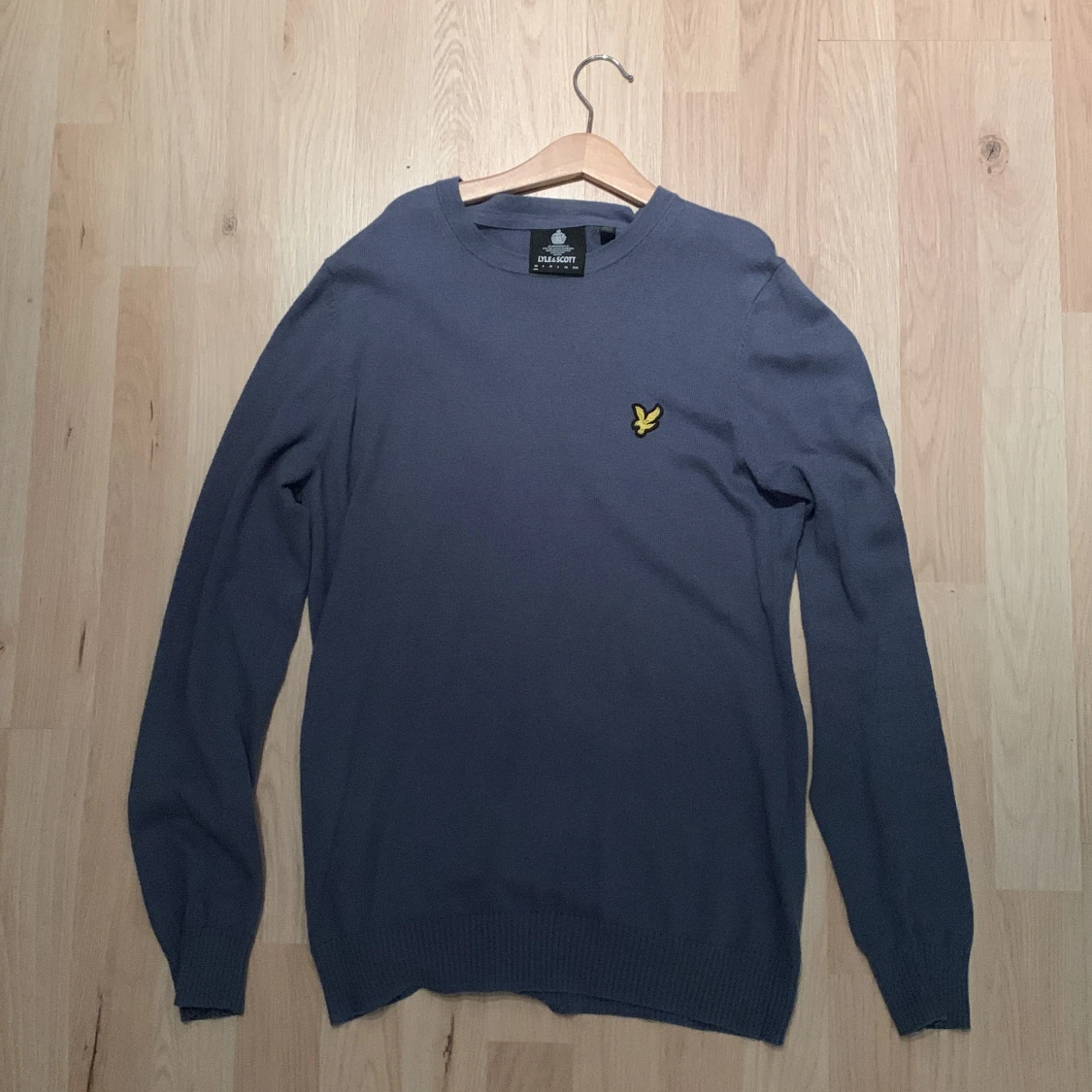 Lyle and Scott 100 % merino wool tröja