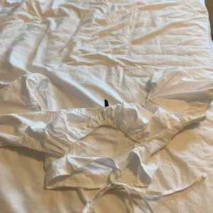 Top  - Bra skick! Aldrig använd 