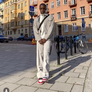 Overshirt - Rutig overshirt sitter lite större 