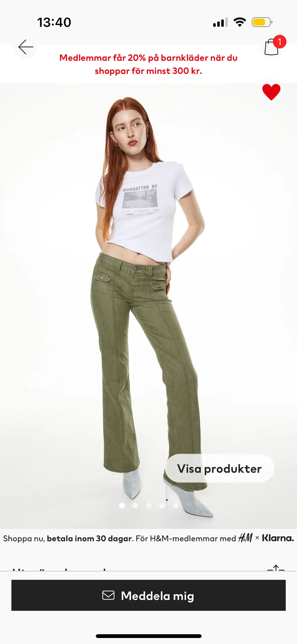 INTRESSEKOLL! Tänkte kolla intresset för dessa super fina byxor från H&M☺️Dem är i storlek 36! Skriv för mer bilder privat👍🏻. Jeans & Byxor.