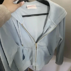 Juicy topp  - Snygg juicy topp köpt i London 