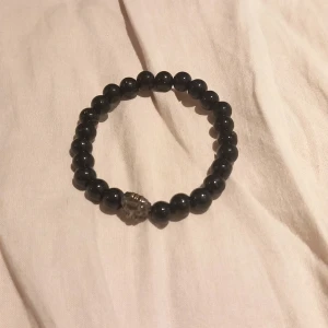 Pärl armband - Säljer ett snyggt armbans