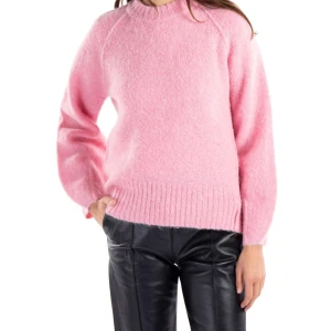 Stickad tröja - Rosa stickad fin rodebjer tröja, använd Max två gånger. Ny pris 2000.