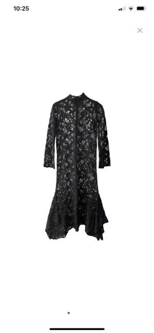 Rodebjer lace dress - Rodebjer lace dress very elegant in a great condition, worn it once in a party 