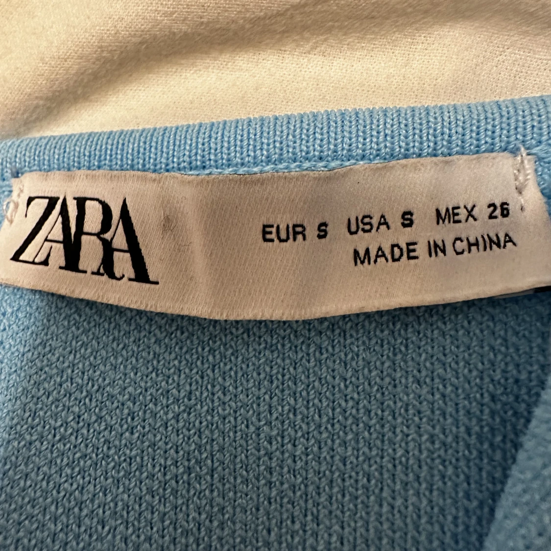 Jätte fin blå topp med ihopsatta ärmar - 91