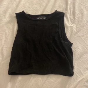 Svart linne 129 kr+ frakt - Fint skick, inte använd. Stl. Xs