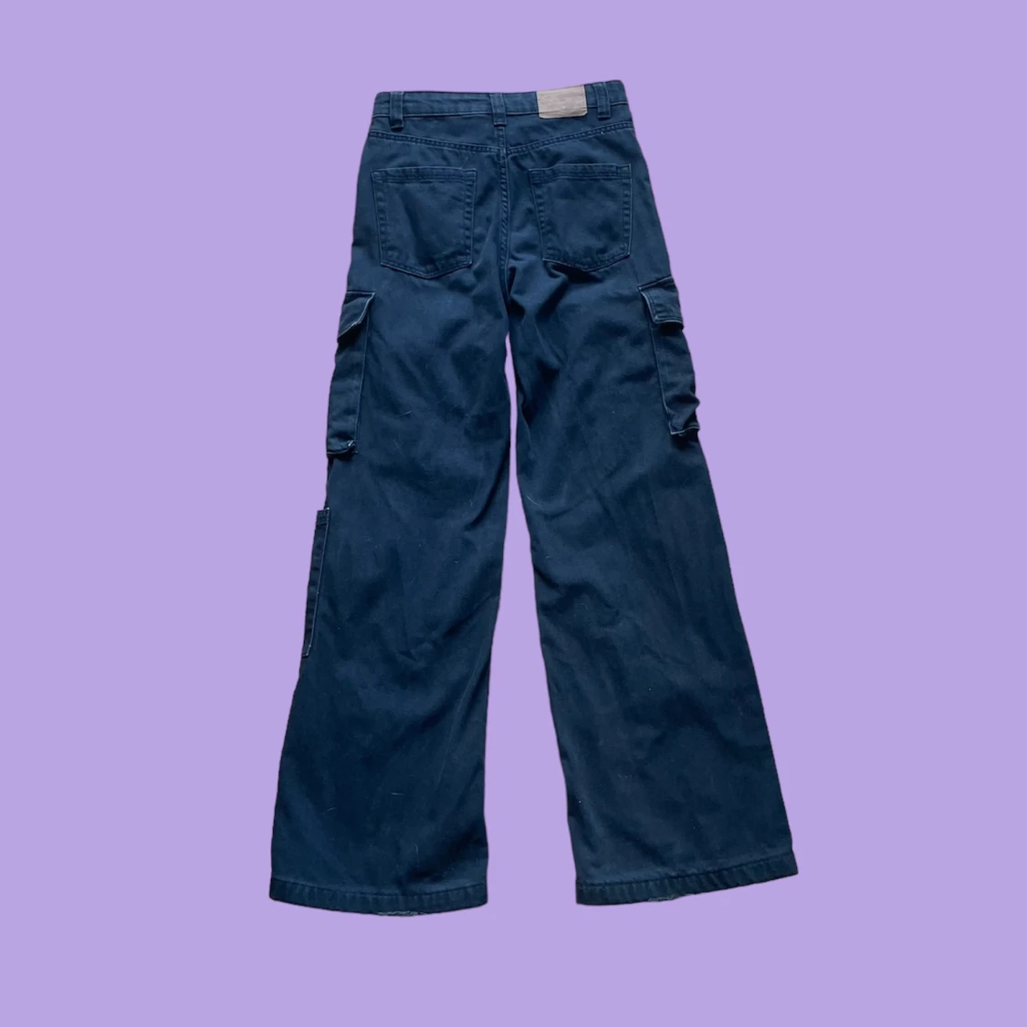 Mörkgrå Cargojeans Bershka - 90