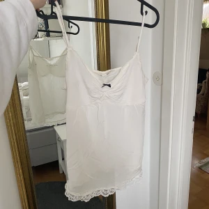 Odd molly linne - Gulligt linne från odd molly i strl 1 vilket motsvarar s, men hade nog även passat m💕