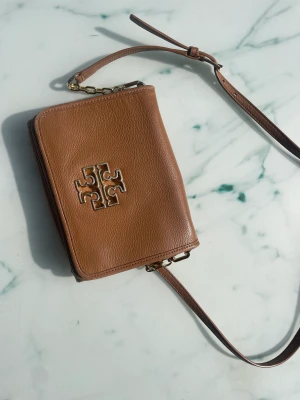 Tory burch handväska - Handväska från tory burch 
