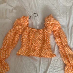 Fin sommar topp💓 - Jätte fin sommar topp från hm aldrig använd och har jätte bra skick.💓