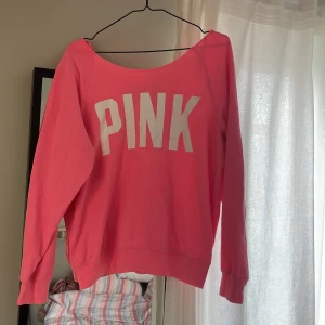 Fin tröja från PINK Victoria’s secret - Fint skick, knappt använd Mysigt och lätt material, 60% bomull och 40% polyester