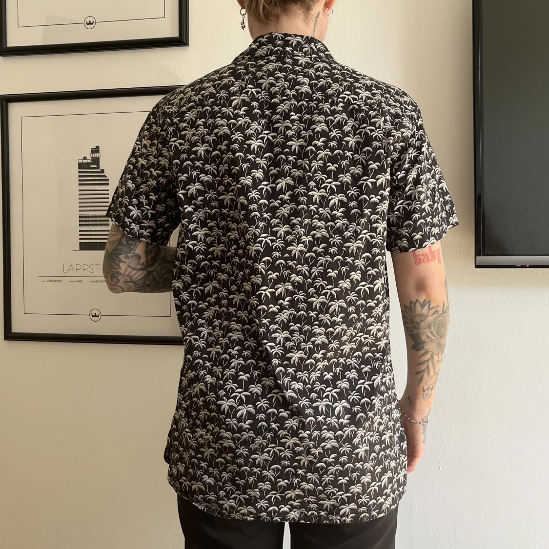 Skjorta med palmer - 90