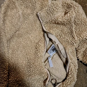 Teddytröja - Fin teddytröja. Barn