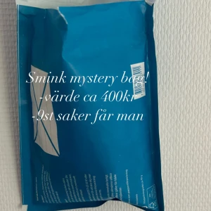 Mystery bag  - Säljer den här mystery bagen för 170kr då innehållet är värt 500kr!