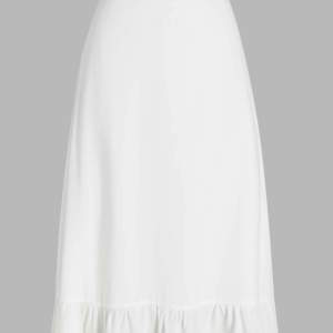 Säljer denna super söta kjol då den inte kommit till användning!☀️ Den är helt oanvänd!🤗
