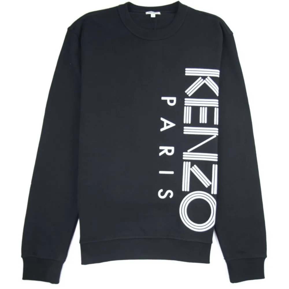 Svart Kenzo Paris sweatshirt, typ aldrig använt, ordinarie pris 1299 kr. Hoodies.