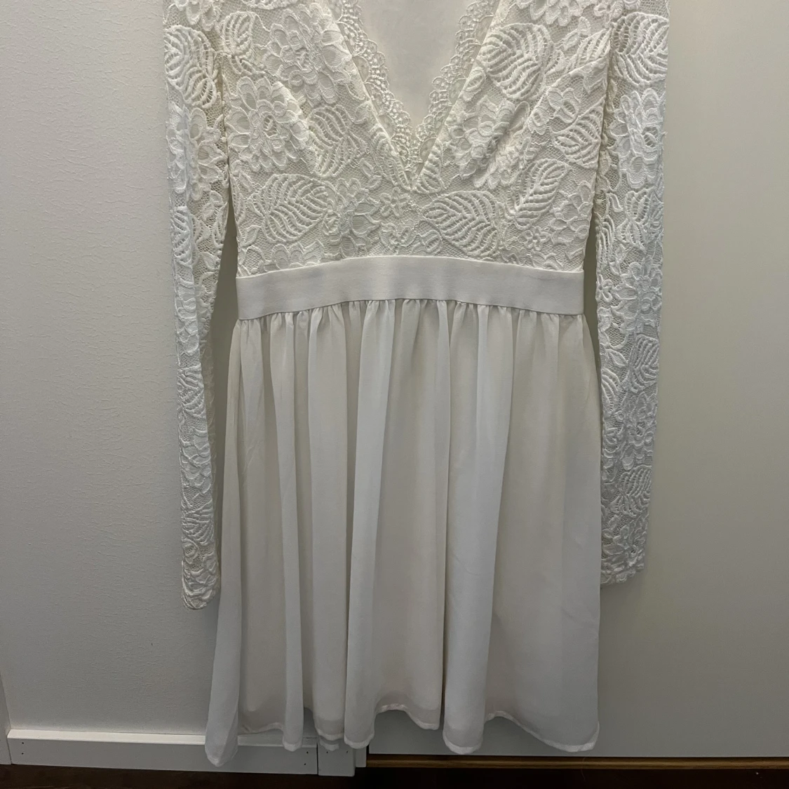 Vit klänning - 26