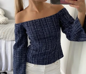 Zara tröja - Zara tröja, som knappt är använd.