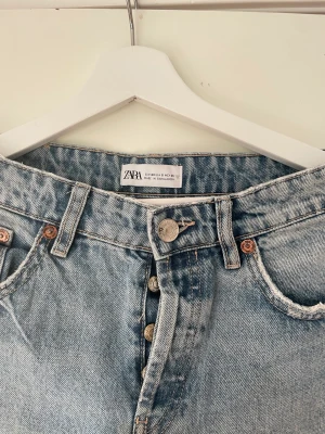 Zara jeans - Lågmidjade raka jeans