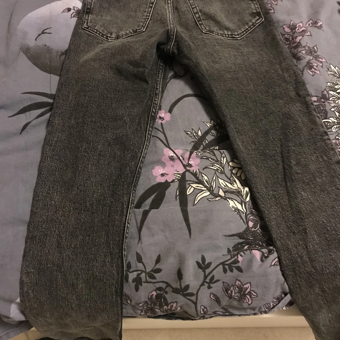 Snygga svarta jeans - 90