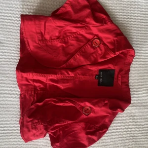 Kofta - Fin röd kofta