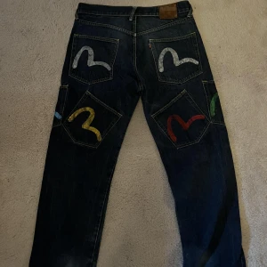 Evisu baggy jeans  - Storlek 36 Vintage Baggy jeans  Endast byte mot bape tröjor, inget annat 