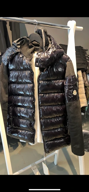 jackan - Kontakta med mig för mer info.