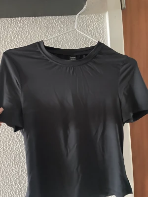 Tröjor  - Två ” Skims ” Liknade tröjor från Shein. Super fina och mjuka. 