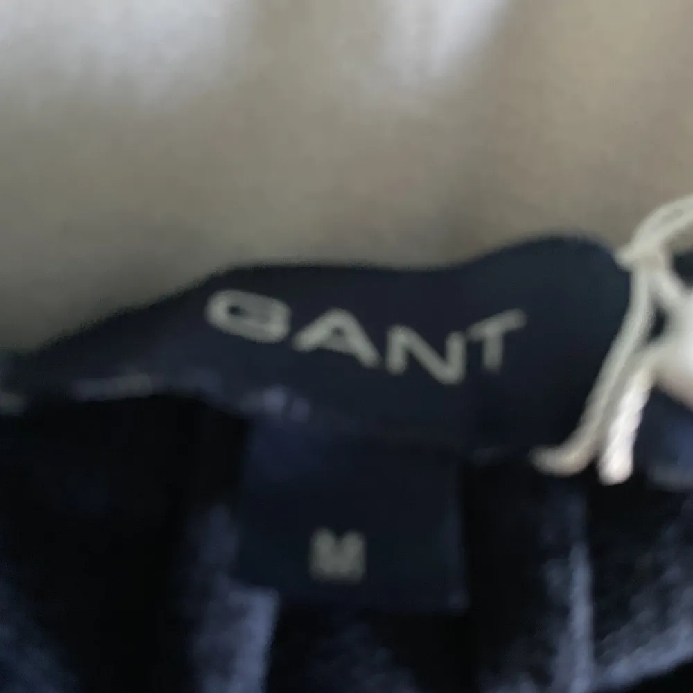 Stickad Gant tröja  100% bomull Nypris: 1400 Väldigt bra skick —————————— Knitted Gant sweater 100% cotton Bought for 1400kr In very good condition . Stickat.