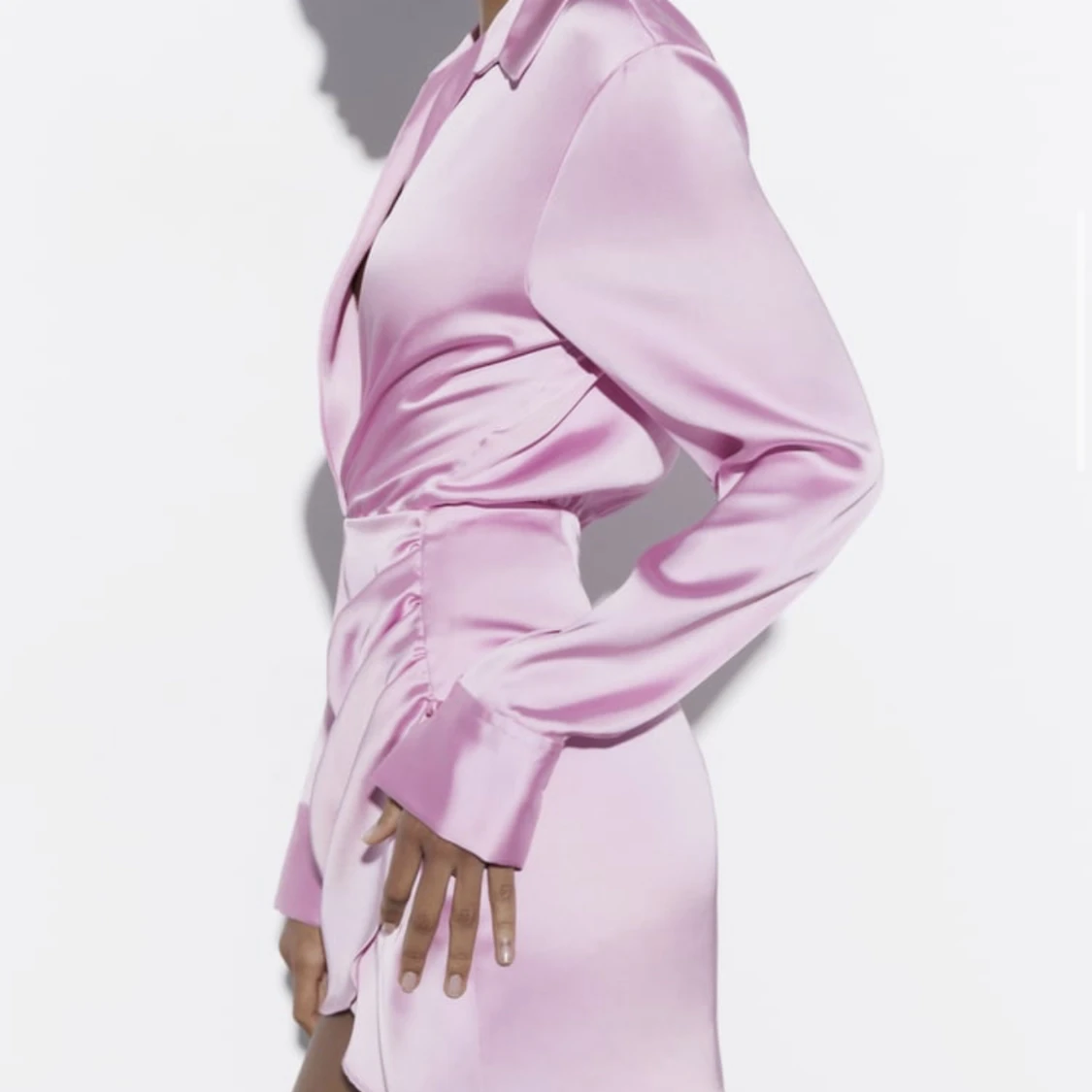 Satin klänning - 90