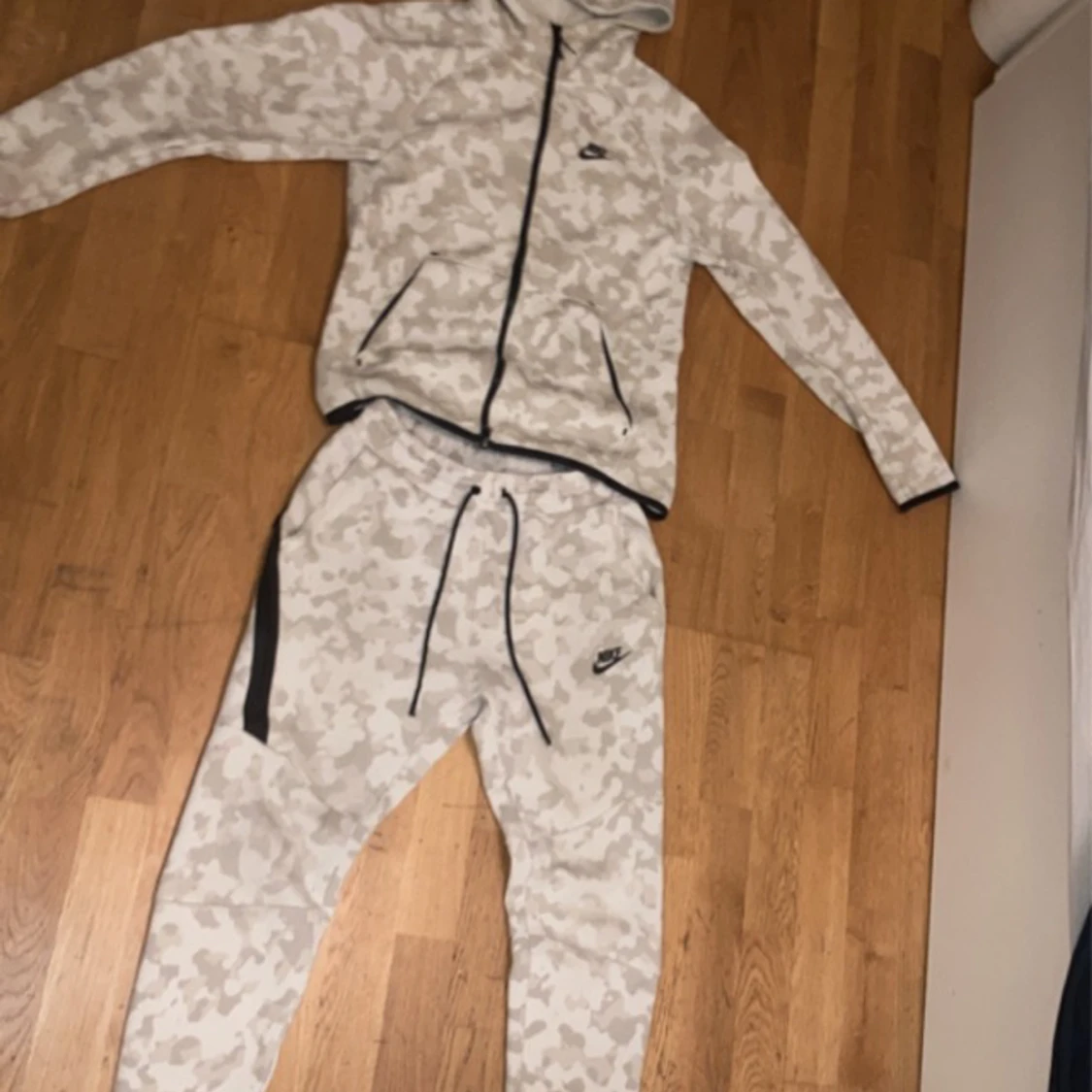 Nike tech fleece - 90