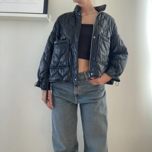 Zara jacka  - Superfin vårjacka från Zara i strl M, bra skick! ❤️