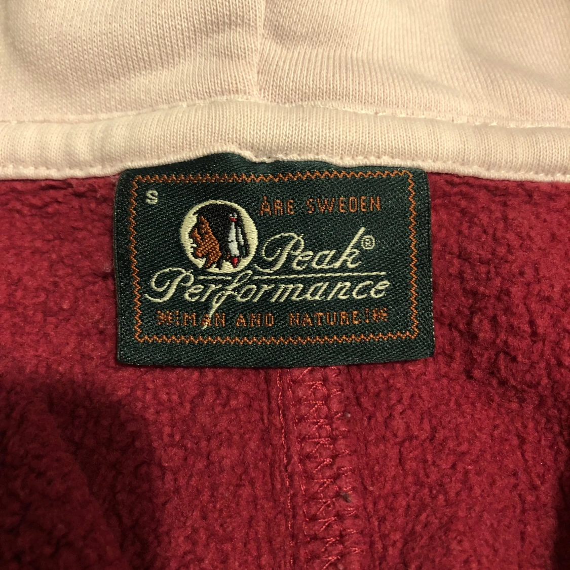 Peakperformance hoodie - 91