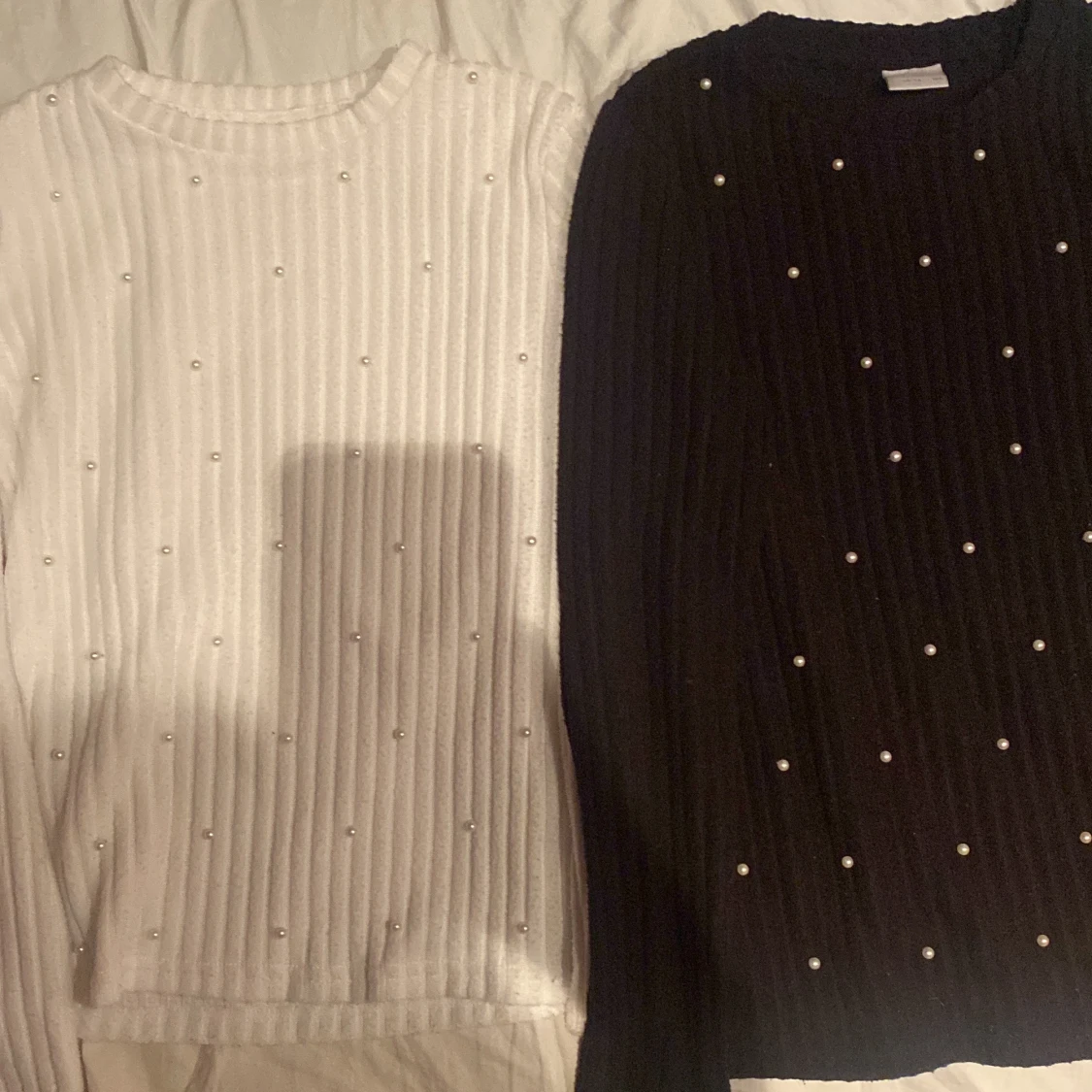 Långärmade pärlade törjor - 90