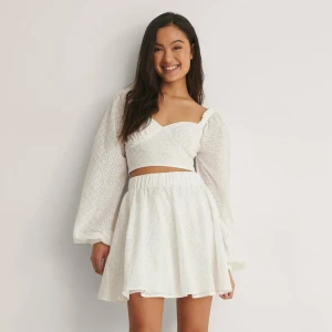 Sanne de Kramer x NA-KD topp - En jättefin topp från NA-KD (Sanne de Kramer x NA-KD kollektionen) som är helt oanvänd, prislappar sitter fortfarande på. Strl 36💖