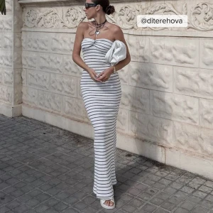 Randig tubklänning  - Oanvänd tubklänning från NA-KD💓 