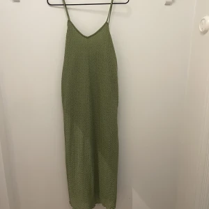 Klänning - Så himla söt stickad klänning!