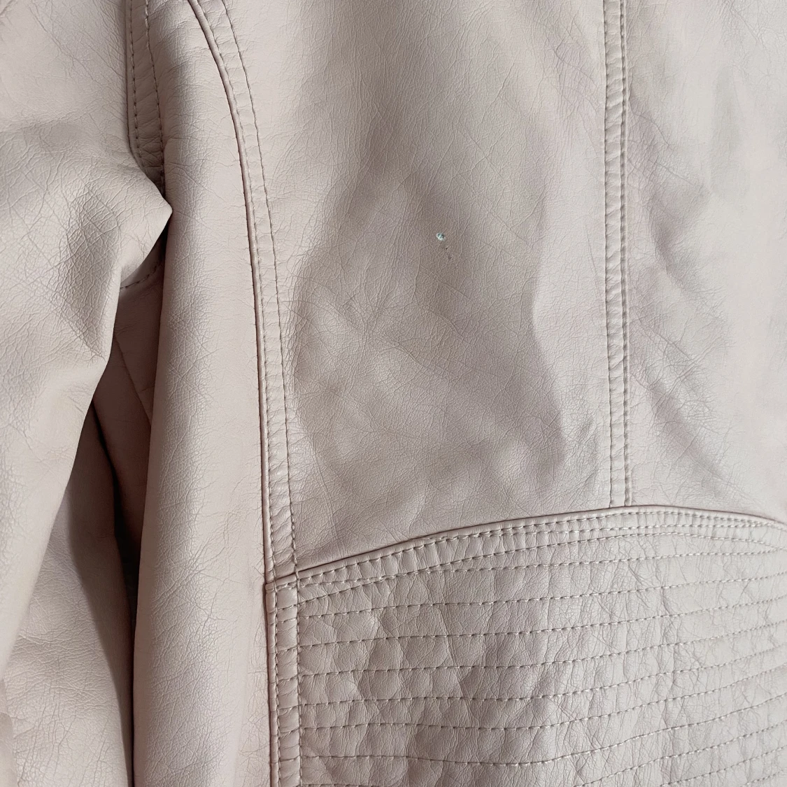 Rosa skinnjacka för barn - 91