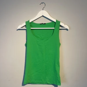 Grönt zara linne - Grönt linne från zara