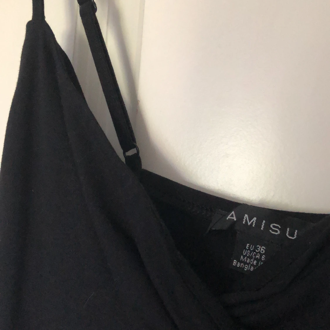 Klänning med v ringning - 91