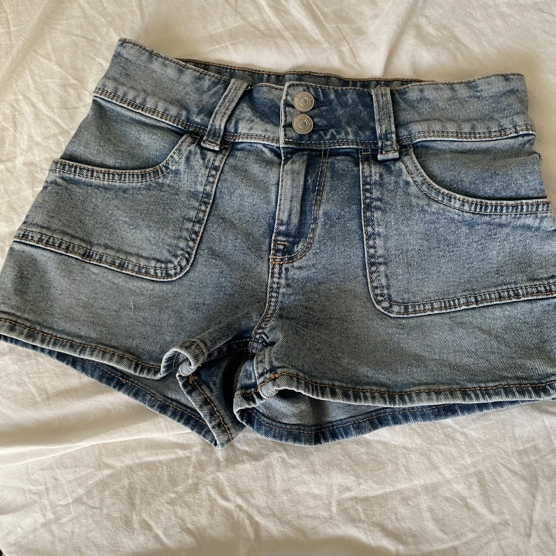 Lågmidjade jeans shorts - 90