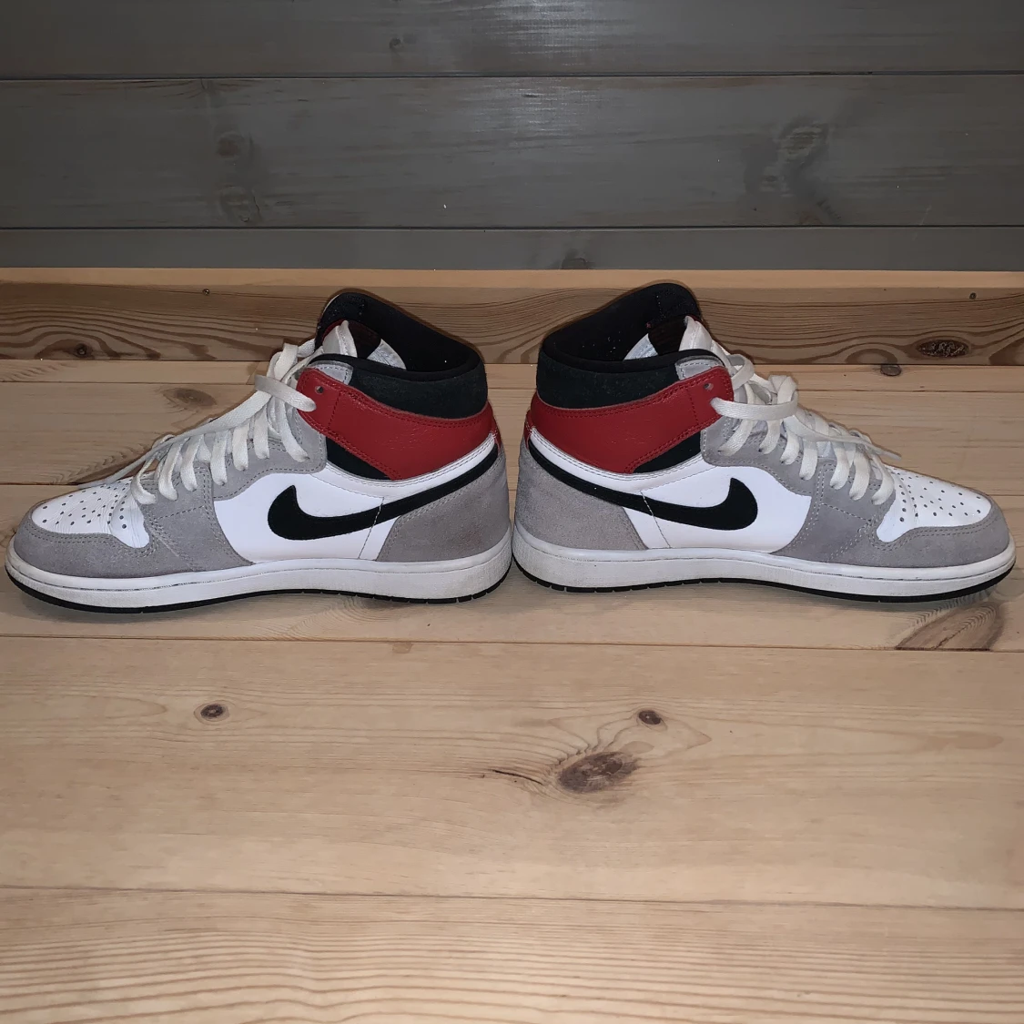 Jordan 1 retro high light smoke grey  - 91